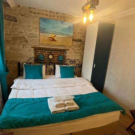 Foca Antik Otel Екстер'єр фото
